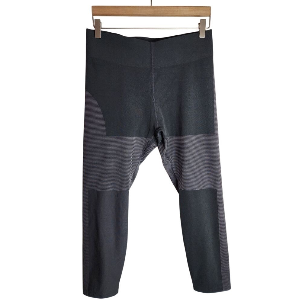 Nike Leggings Women's Large Nikelab Tech Pack Running Black Grey Stripe Crop - Picture 1 of 7
